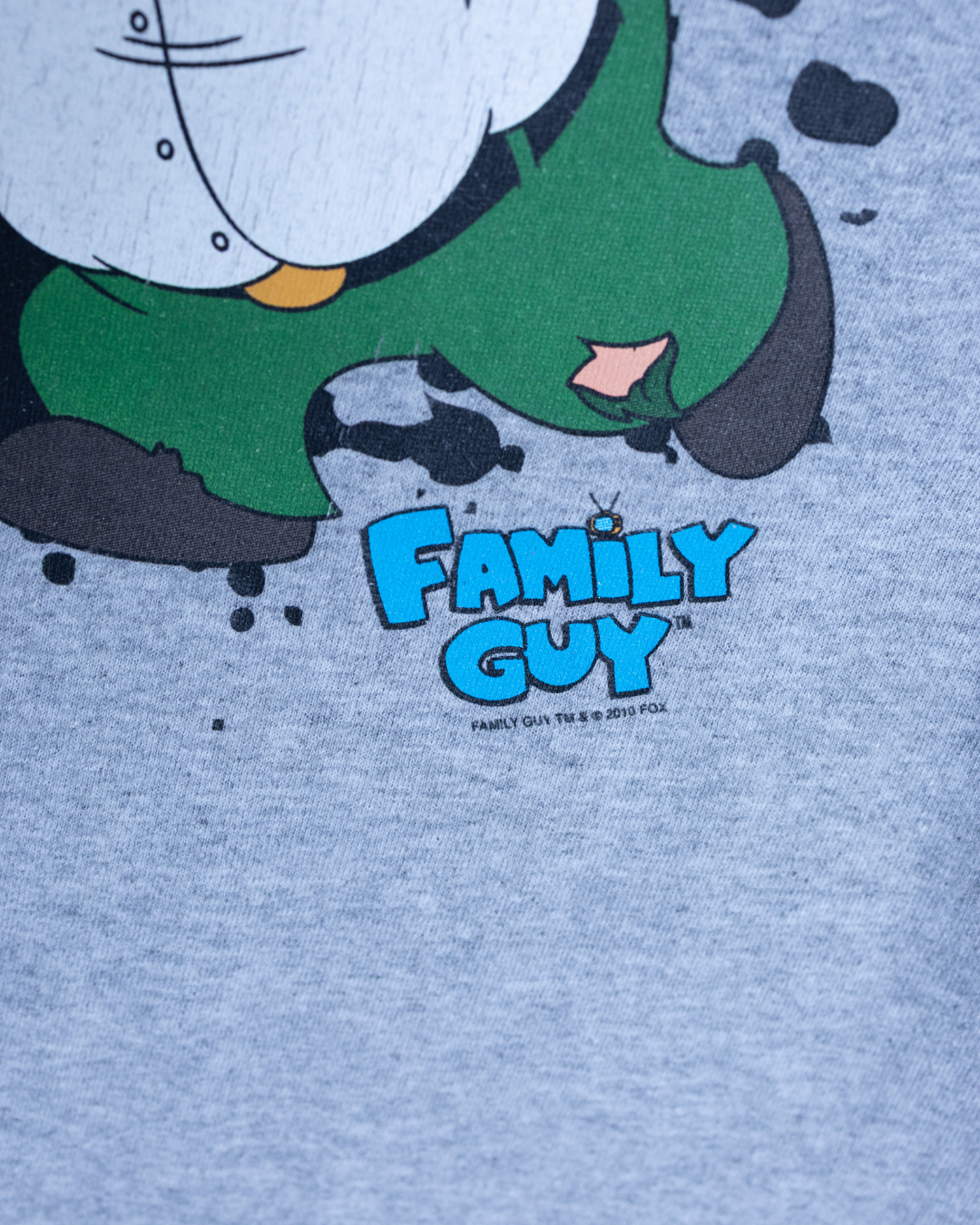 2010 Family Guy Peter vs Chicken T