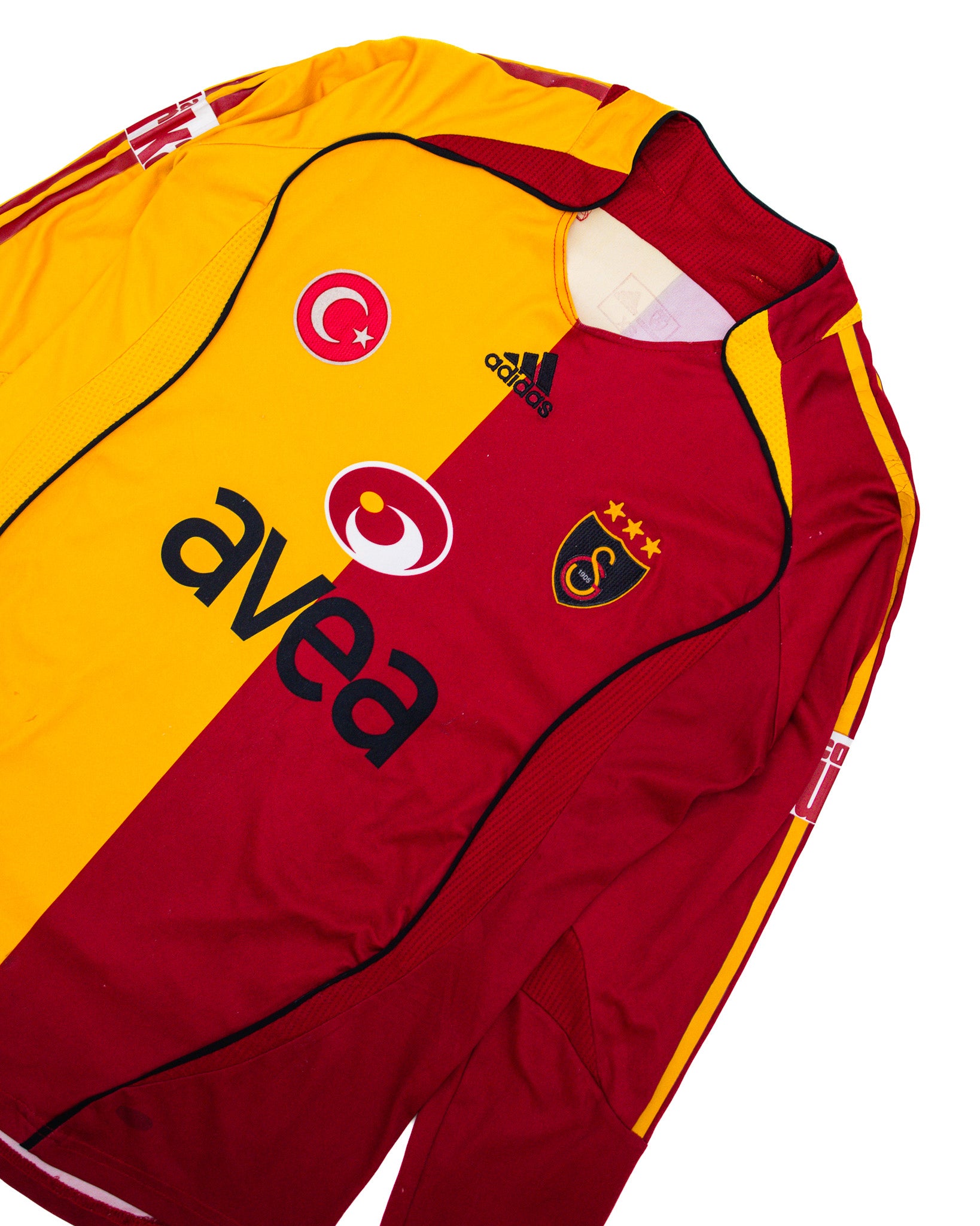 ADIDAS GALATASARAY 2005 - 06 HOME KIT (HASAN ŞAŞ 10)